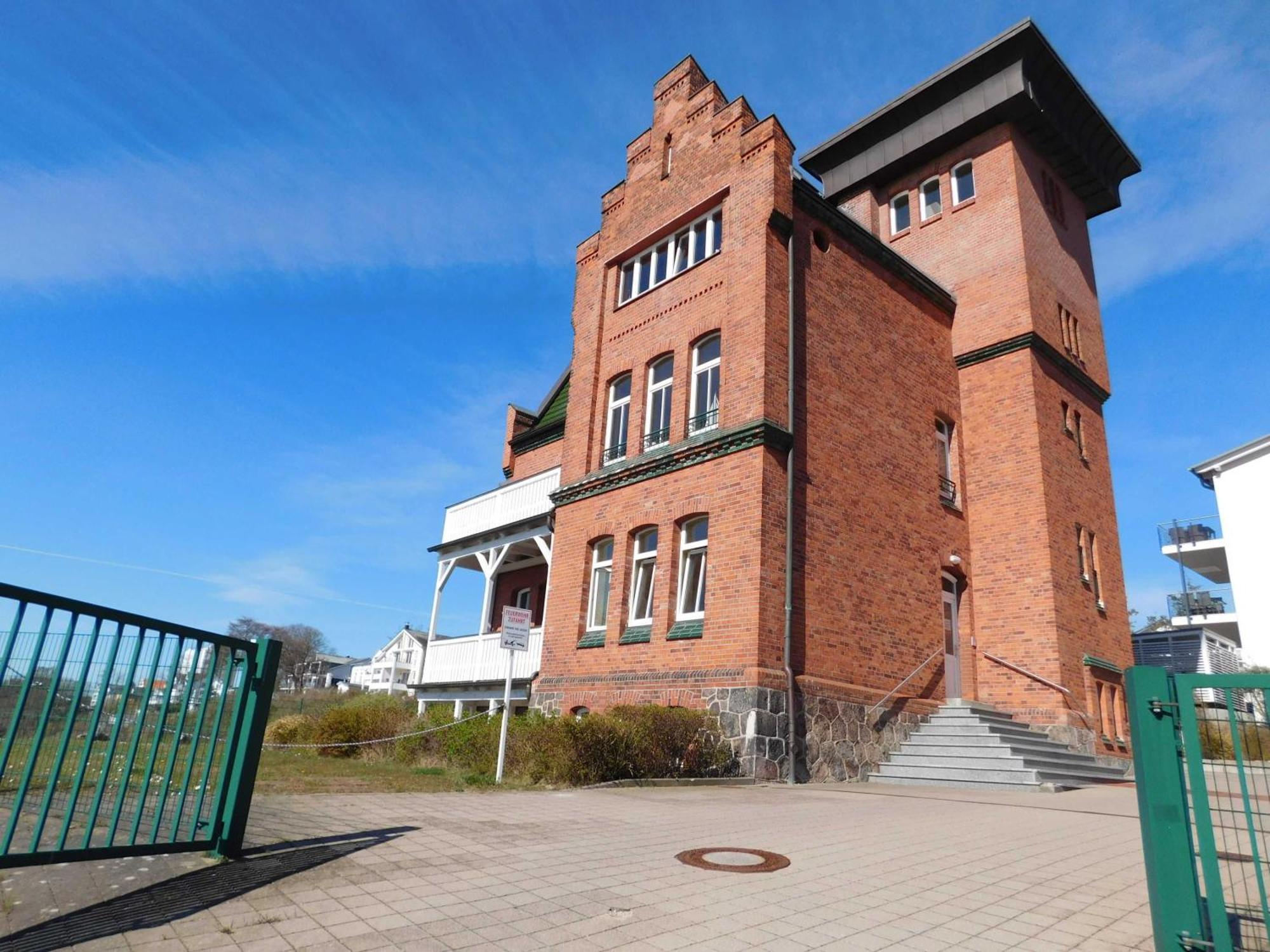 Seelotsenstation Sassnitz Mit Hafenblick By Unsere Urlaubszeit Exterior foto